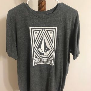 Grey skater tee shirt